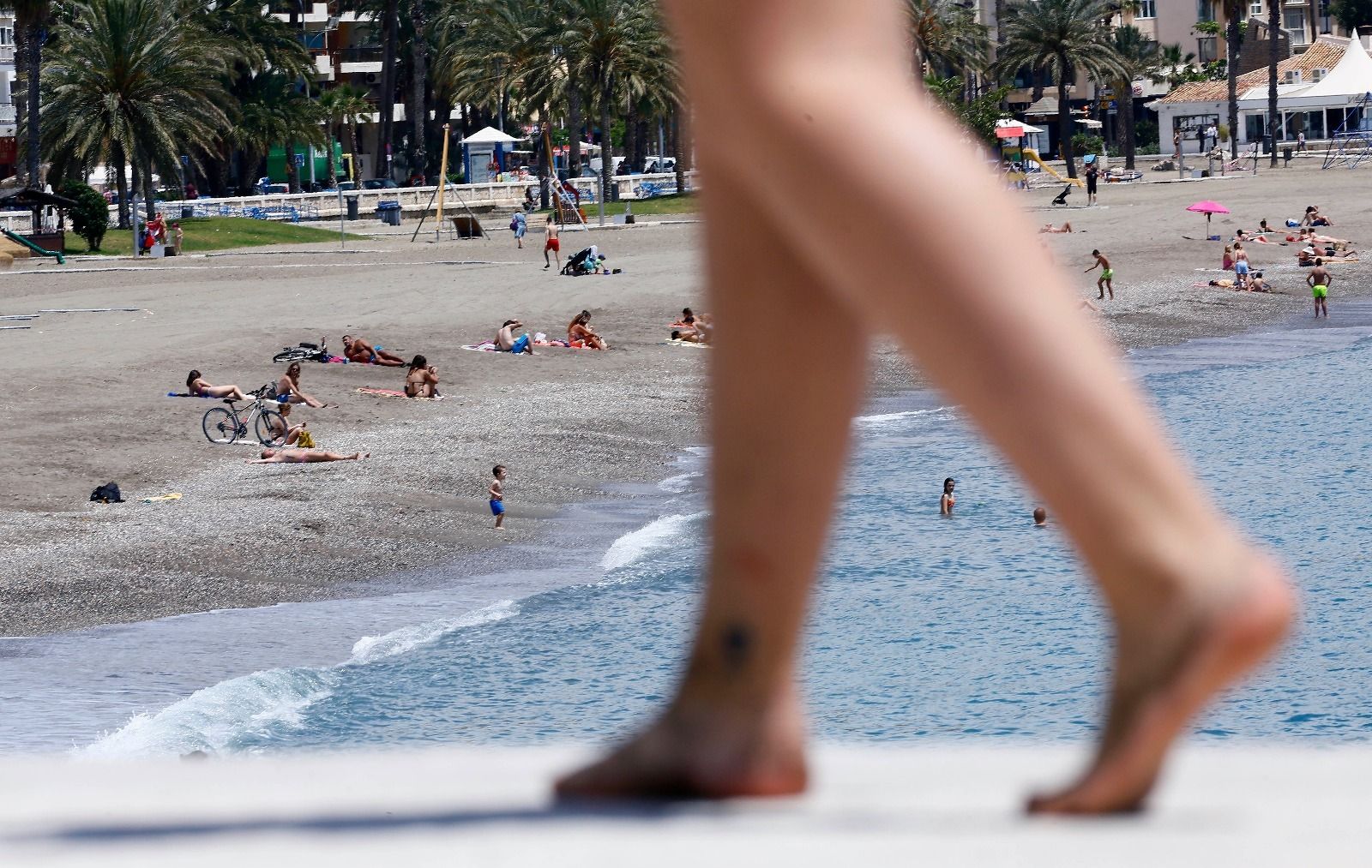 Los bañistas estrenan en las playas la fase 2