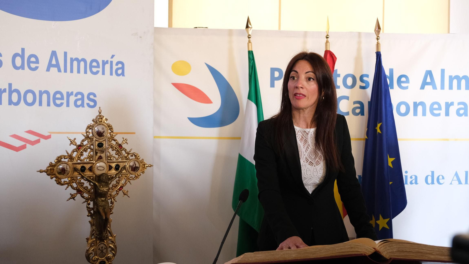 La toma de posesión de Rosario Soto como presidenta del Puerto de Almería