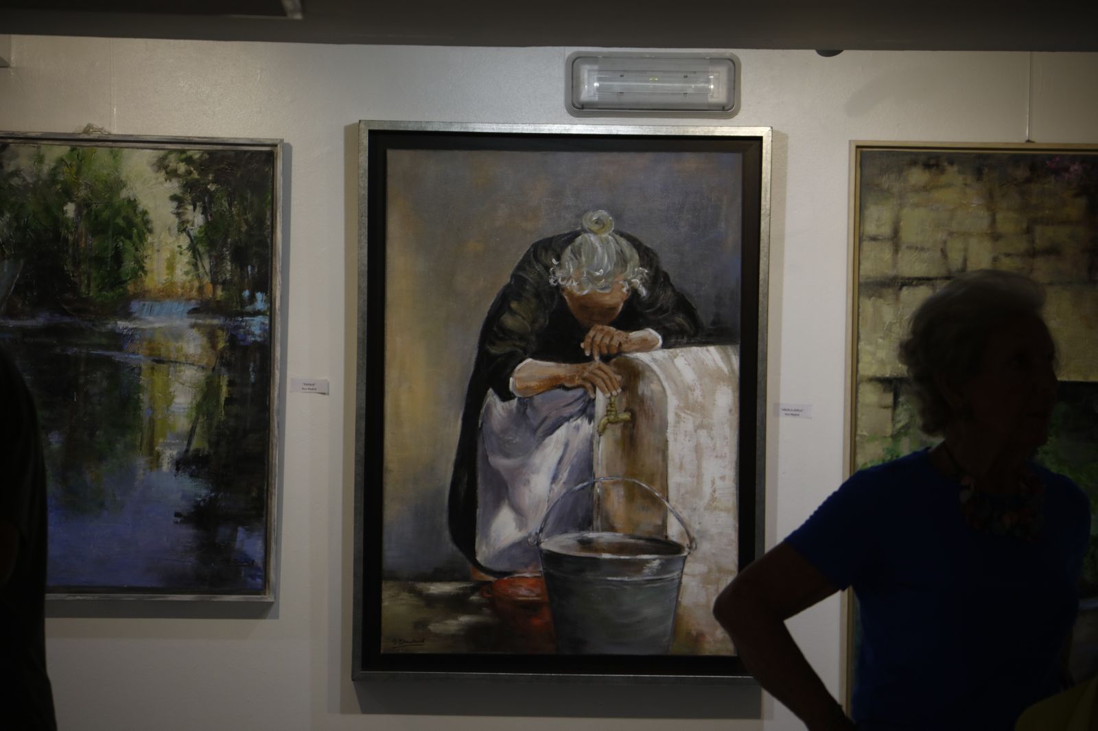 Un paseo fotográfico por la exposición 'Dos en una' del Colegio de Abogados de Córdoba