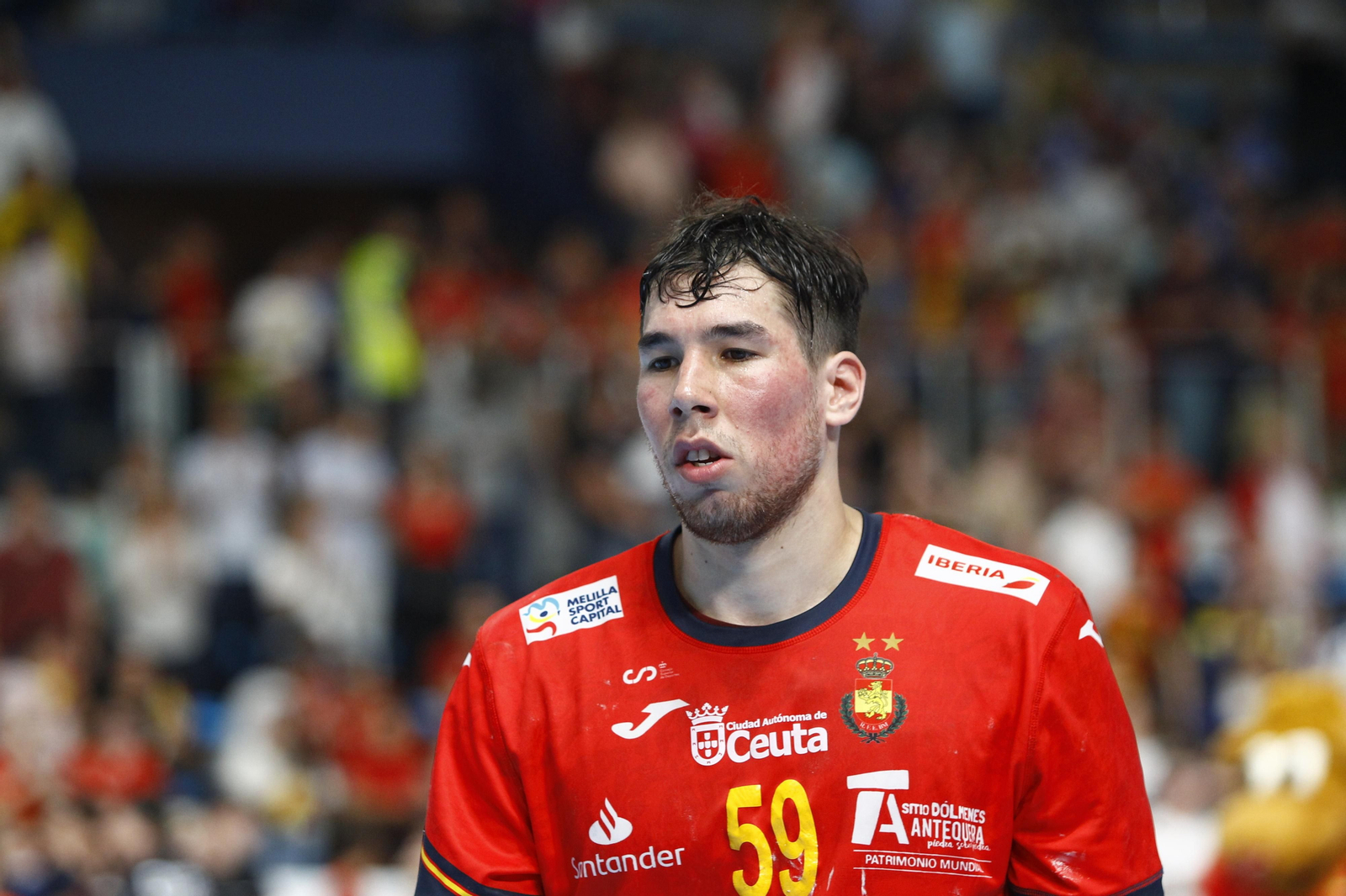 Imágenes del España-Dinamarca de la EHF Euro Cup de balonmano, en Almería