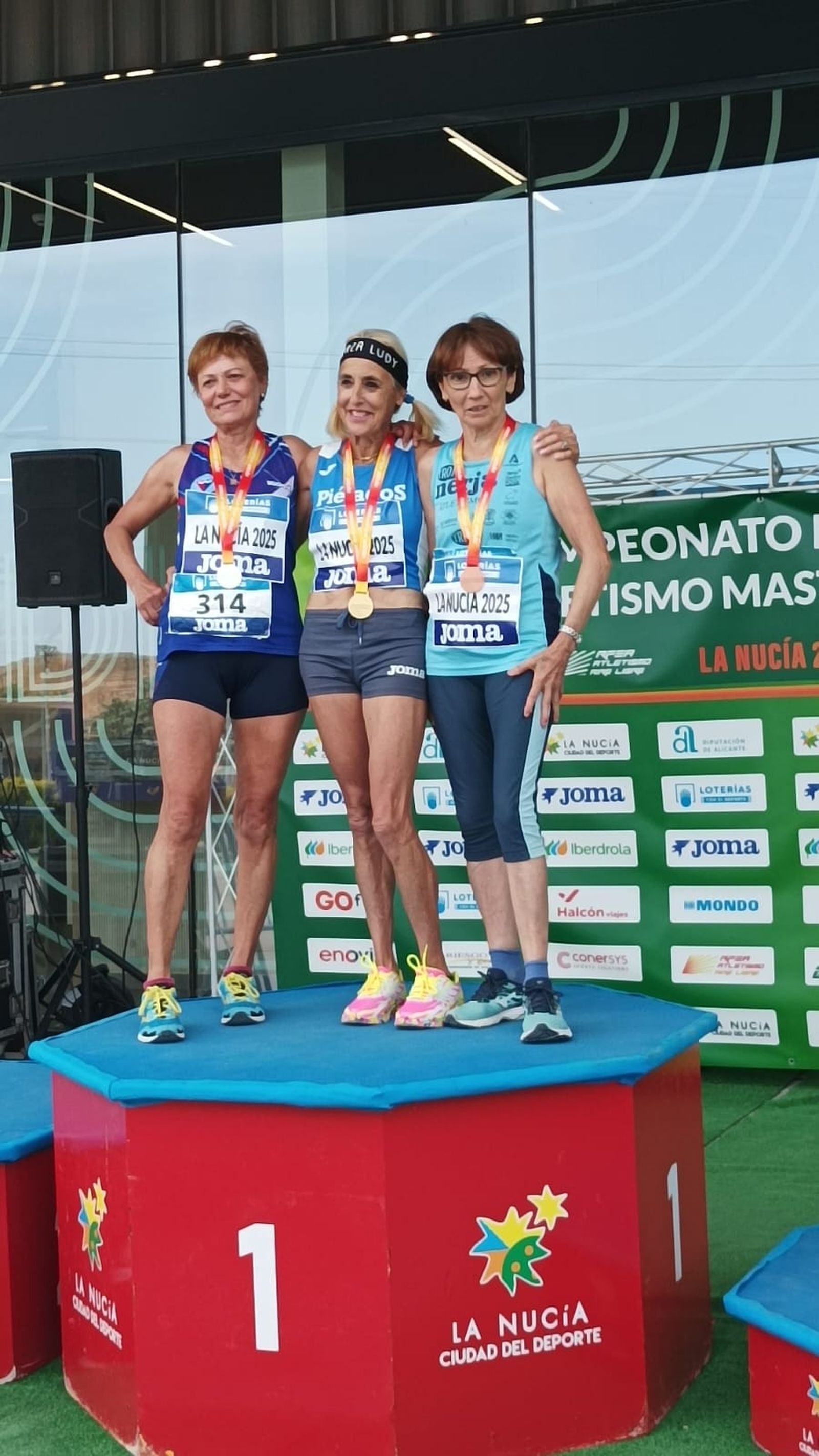13 medallas para el Nerja en el Campeonato de España master