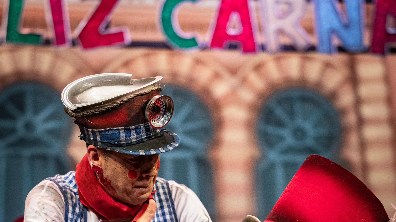 Búscate entre las mejores imágenes de la tercera sesión de cuartos de final del COAC 2025