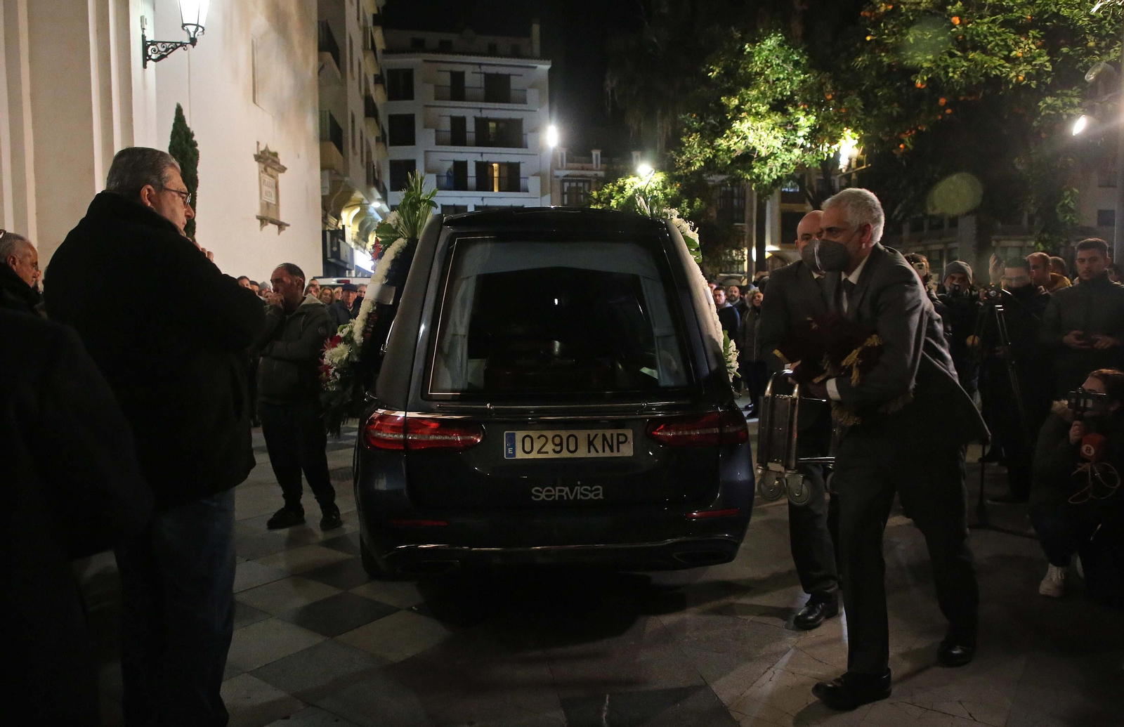 Fotos de la llegada de los restos mortales de Diego Valencia a la parroquia de La Palma en Algeciras