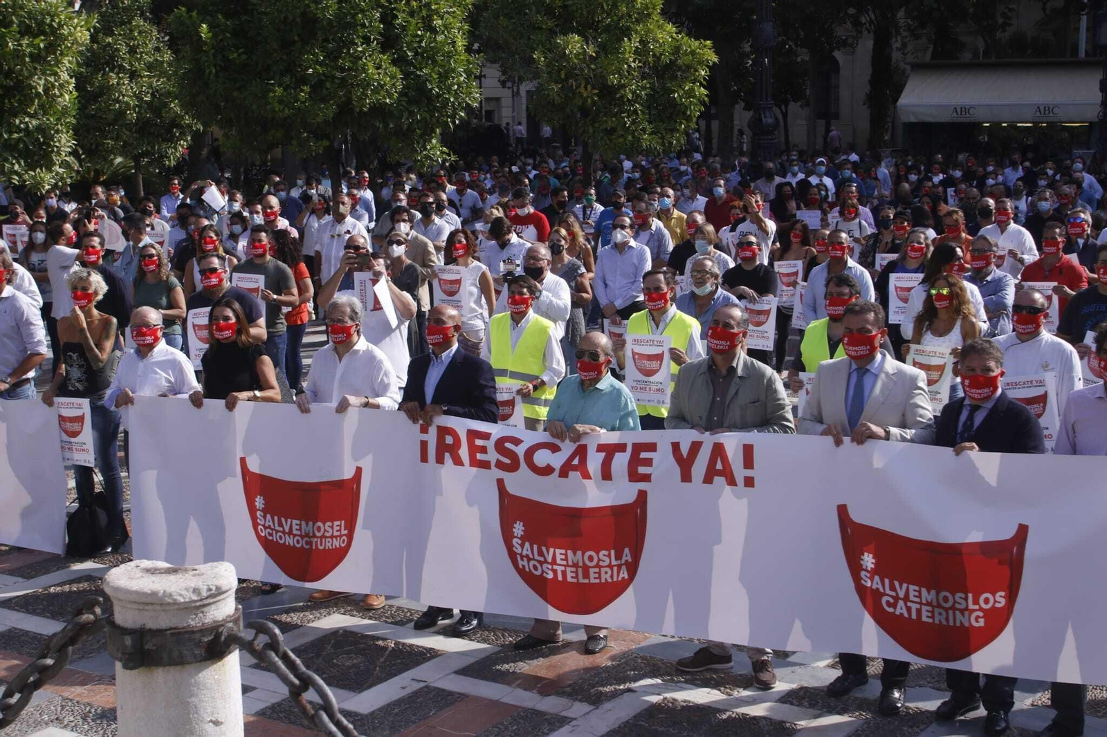 La hostelería pide un rescate al Gobierno.