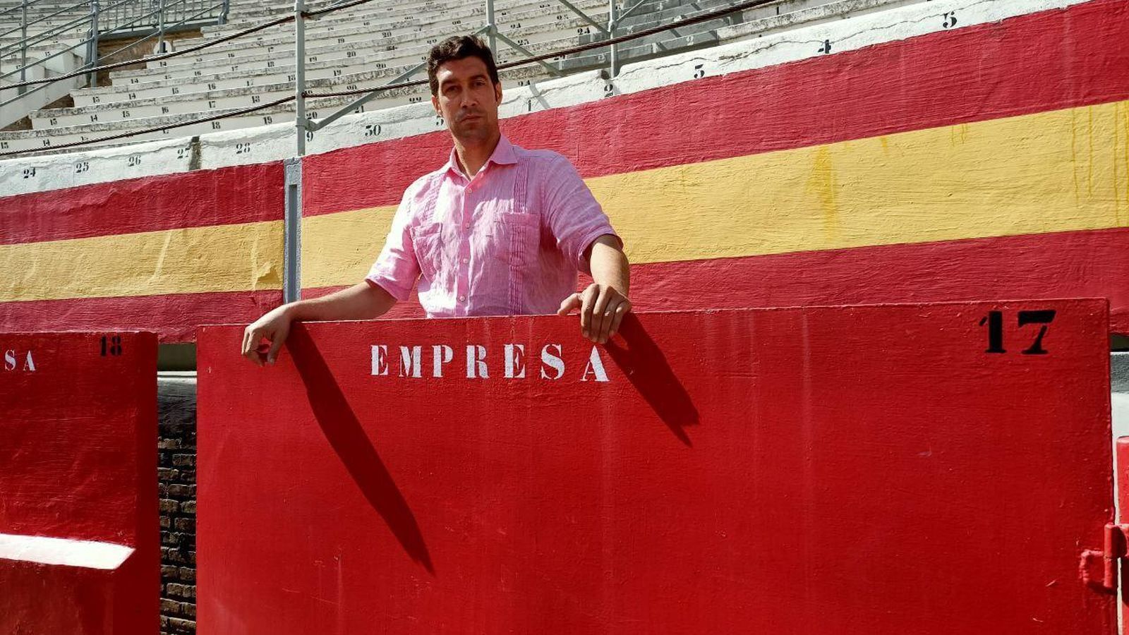 José Antonio Cejudo en el burladero de empresa
