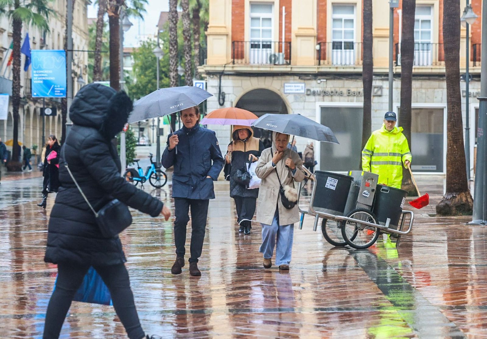 La lluvia regresa a la capital con la entrada de una nueva borrasca.
