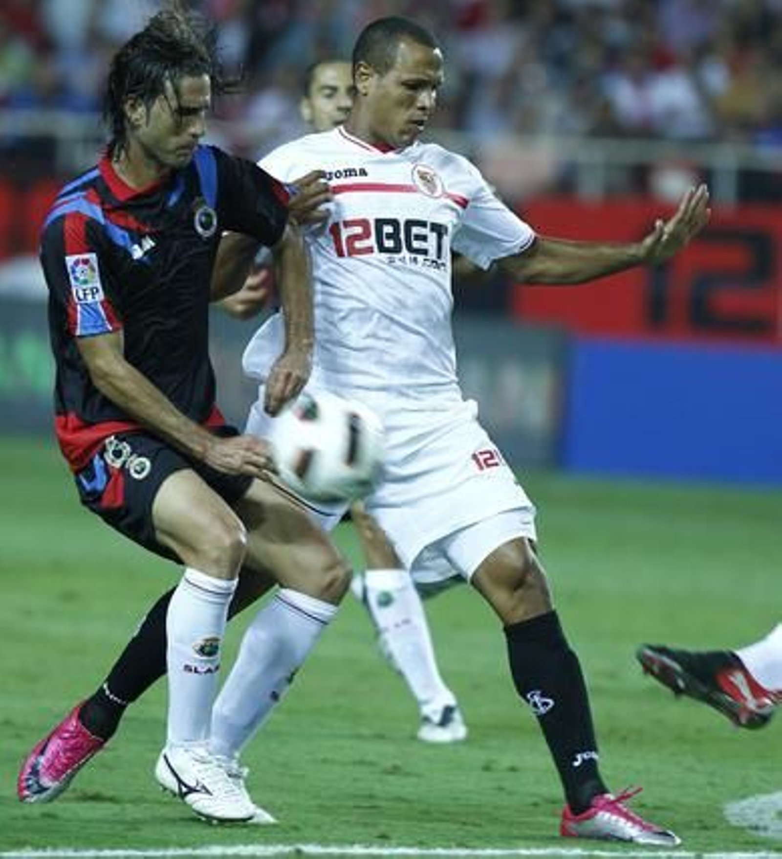 El Sevilla deja escapar otros dos puntos del Sánchez Pizjuán. / Antonio Pizarro