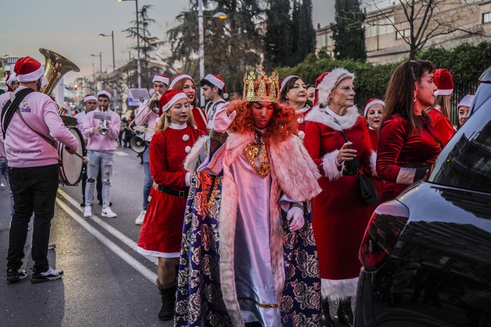 Así ha sido la cabalgata de Papá Noel en Granada