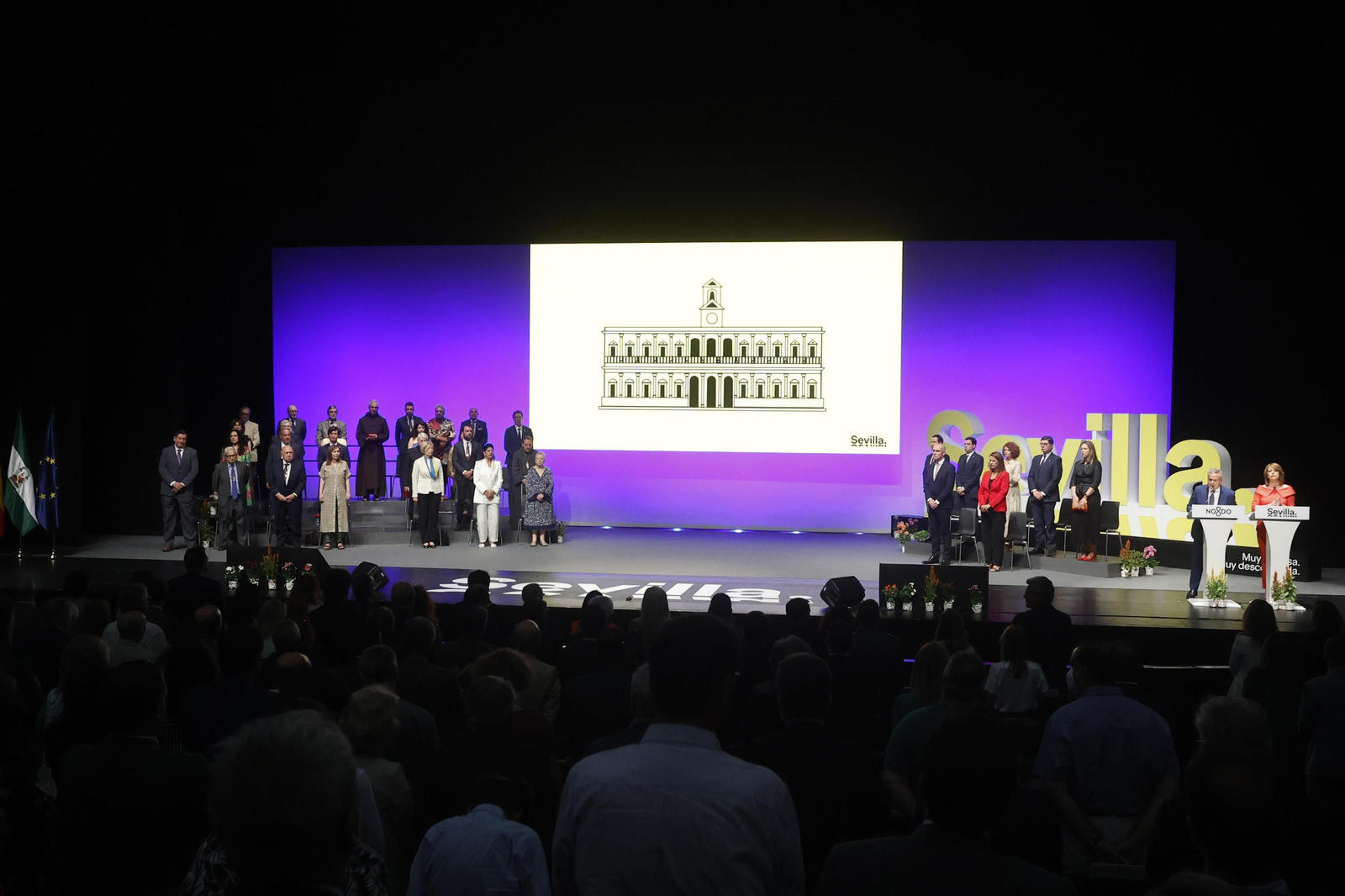 Las imágenes de la entrega de las medallas de la ciudad