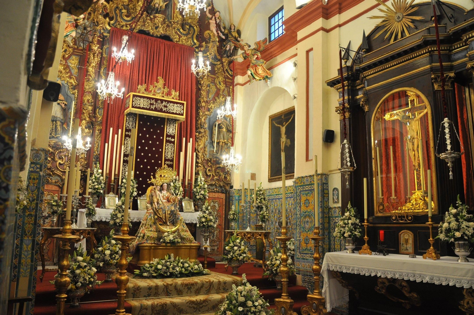La imagen preside este altar desde el siglo XVIII