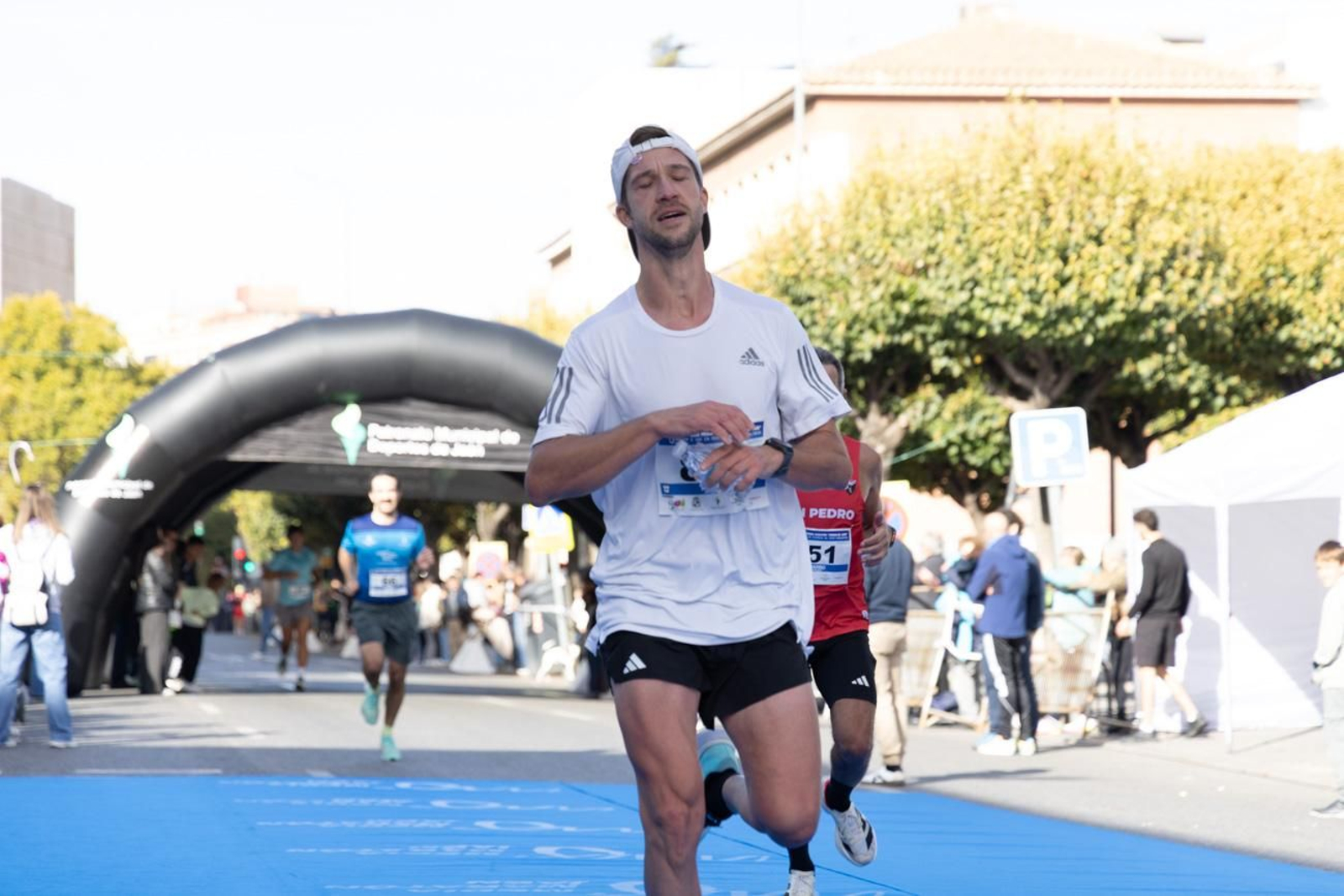 En imágenes: multitudinaria e histórica XXIX Media Maratón 'Ciudad de Jaén' y 10k en memoria de Paco Manzaneda (2)
