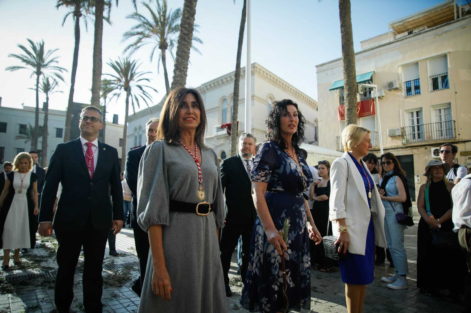 Imágenes de la procesión del Corpus Christi en Almería: así han sido la misa y la posterior marcha por la capital