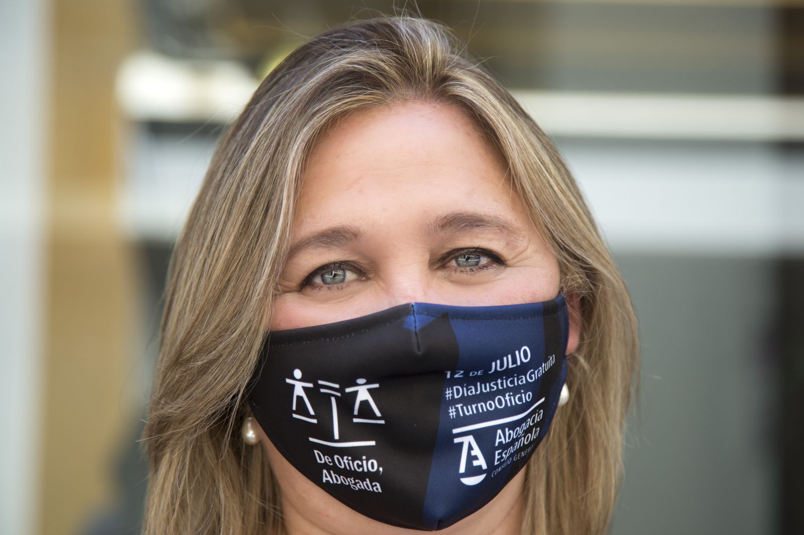 Mascarillas con motivo del Día de la Justicia Gratuita
