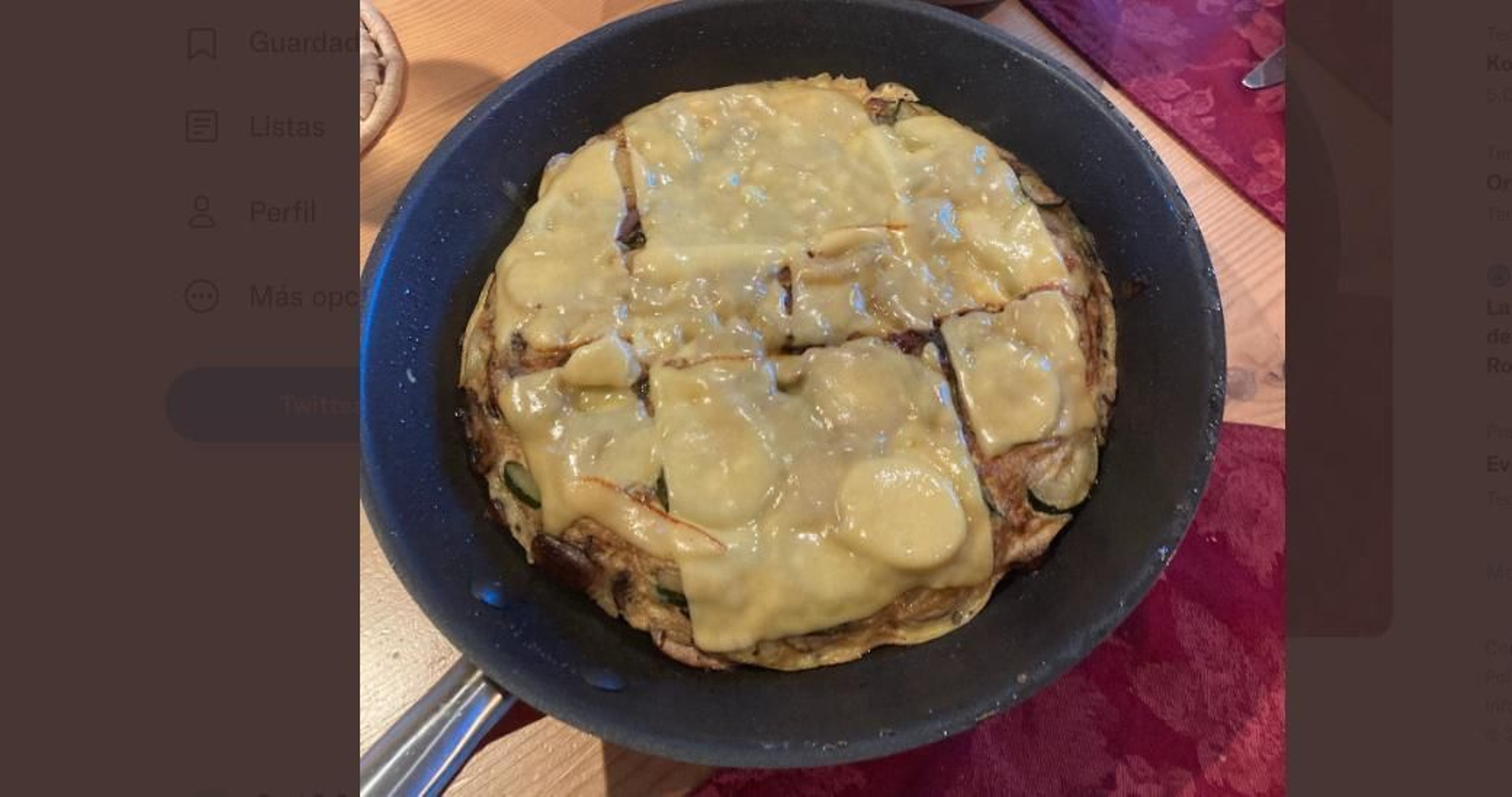 Imagen de la tortilla de patata cocinada que ha desatado la polémica en redes sociales