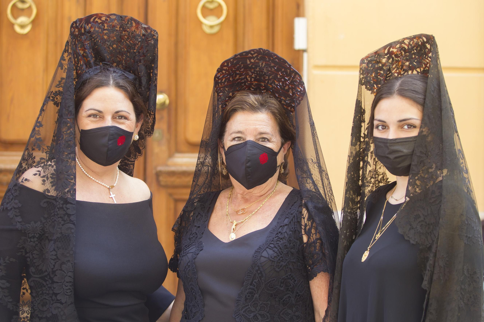 Ambiente en el centro de Málaga en un Jueves Santo sin la Legión