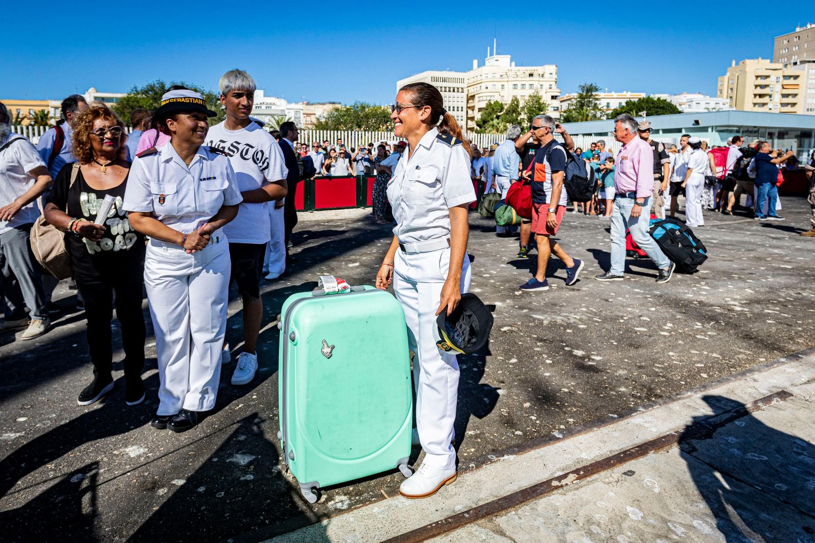 Las imágenes de la llegada del 'Juan Sebastián de Elcano' a Cádiz