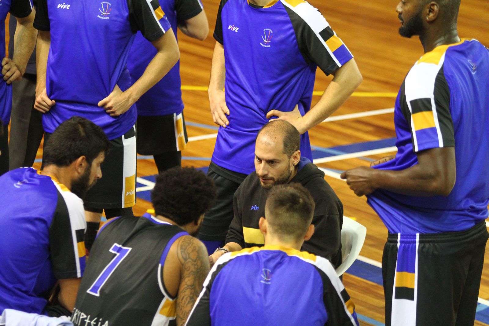 El Krypteia Capital (CBD Enrique Benítez) vence al Muser Auto Basket de Córdoba, en un encuentro con final agónico (82-81)