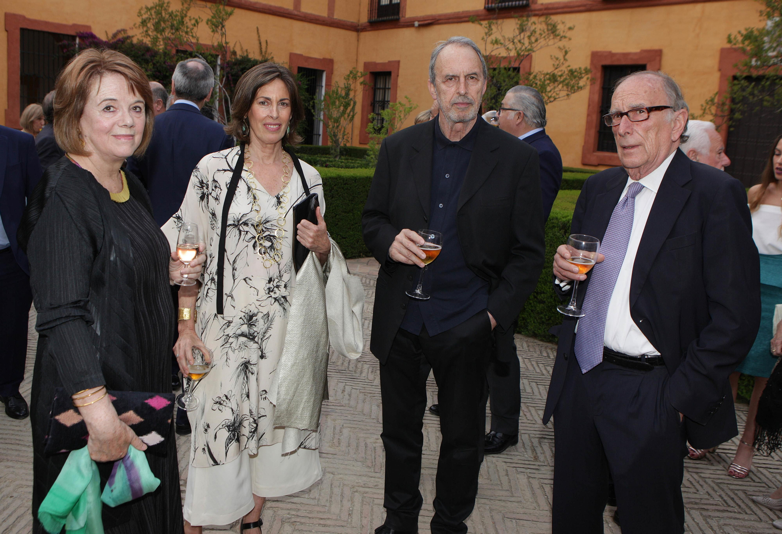 Los asistentes al VII Premio Manuel Clavero