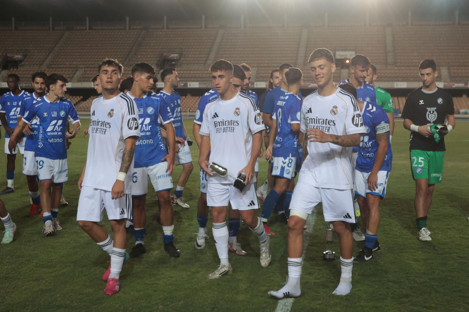 Imágenes del Trofeo de la Vendimia entre  Xerez DFC contra Real Madrid C en Chapín