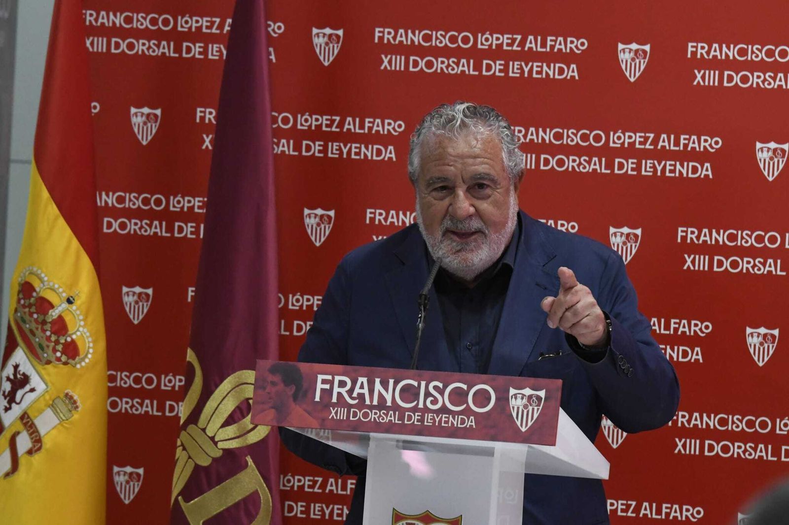 Las imágenes del Dorsal de Leyenda del Sevilla a Francisco