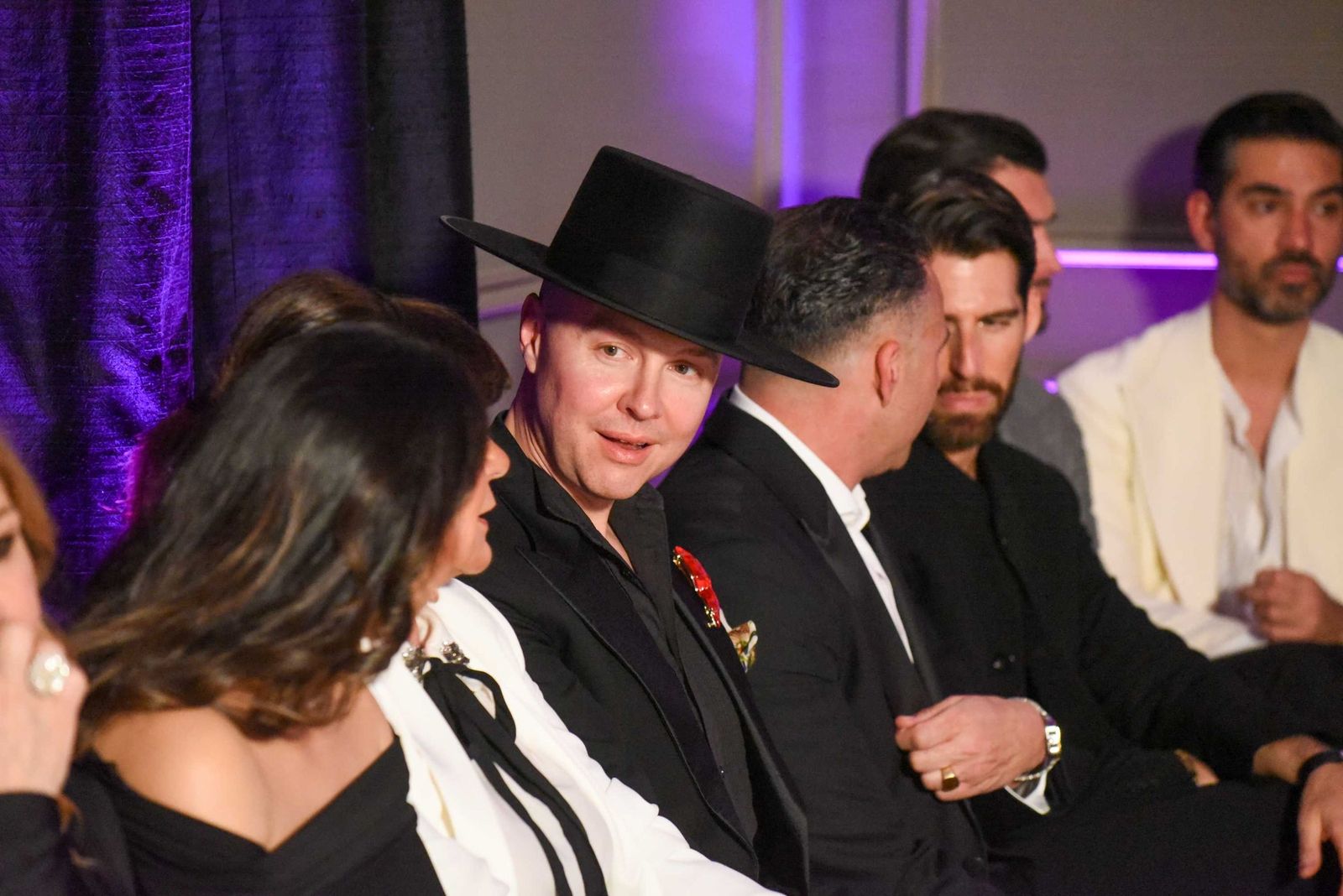 Desfile de Andrew Pocrid en La Casa de Manolete Bistró