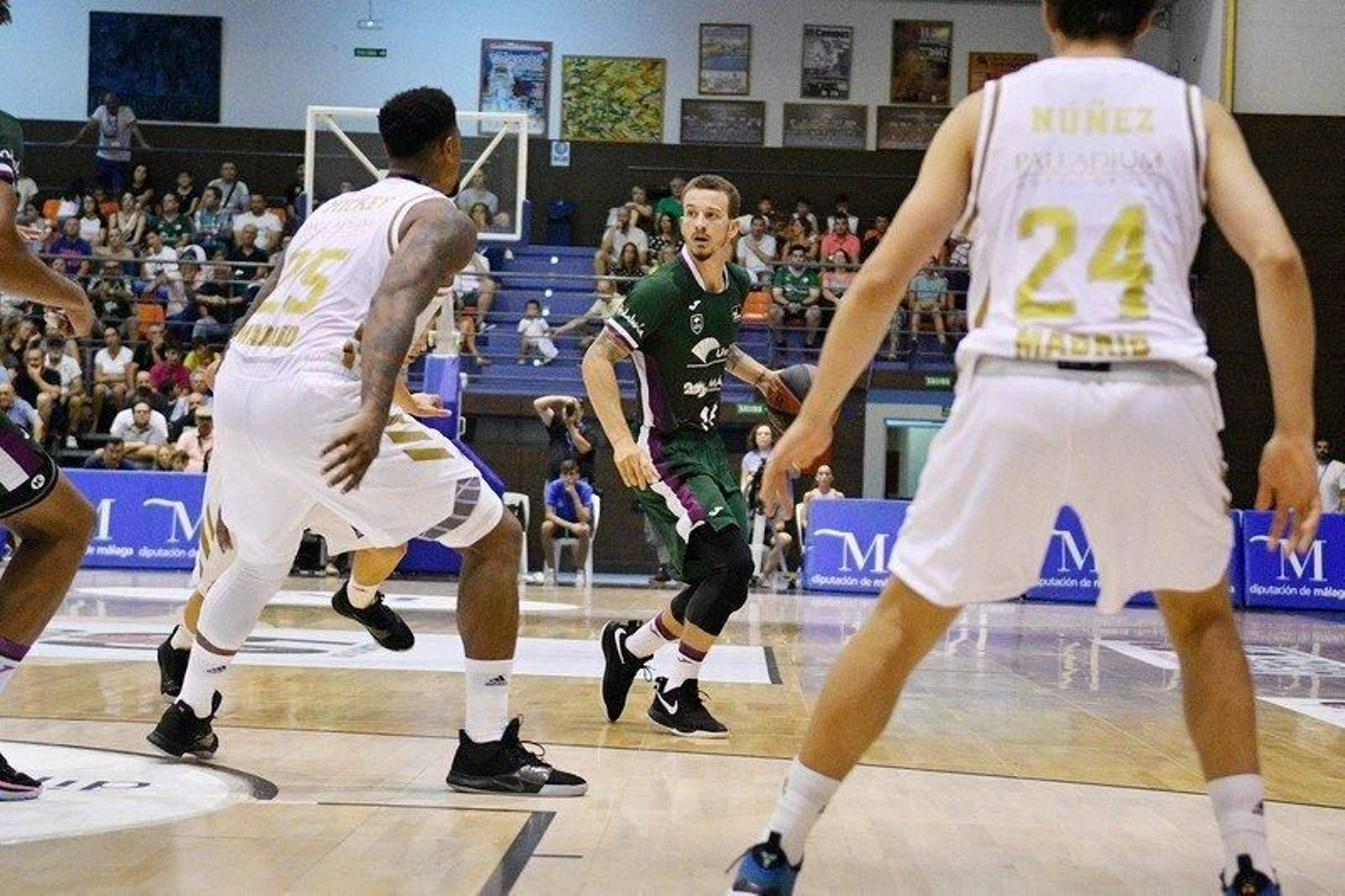 Las fotos del Unicaja - Real Madrid en Nerja
