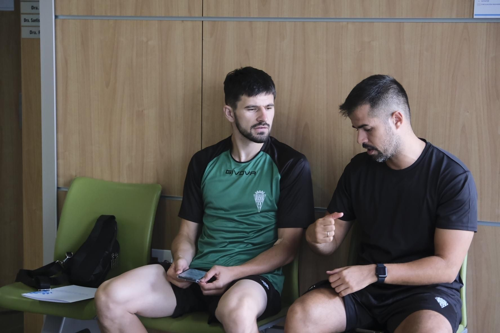 Los reconocimientos médicos del Córdoba Futsal, en imágenes