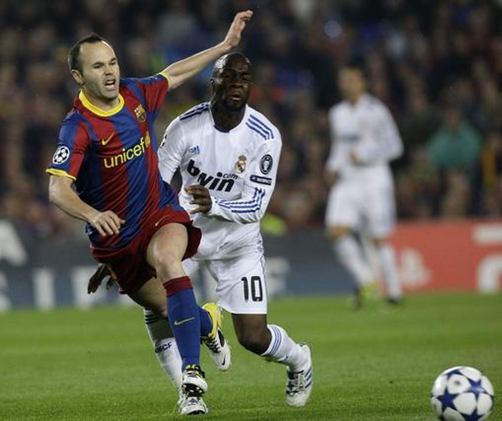 El Barcelona se clasifica para la final de la Liga de Campeones tras dejar fuera al Real Madrid (1-1). / Reuters