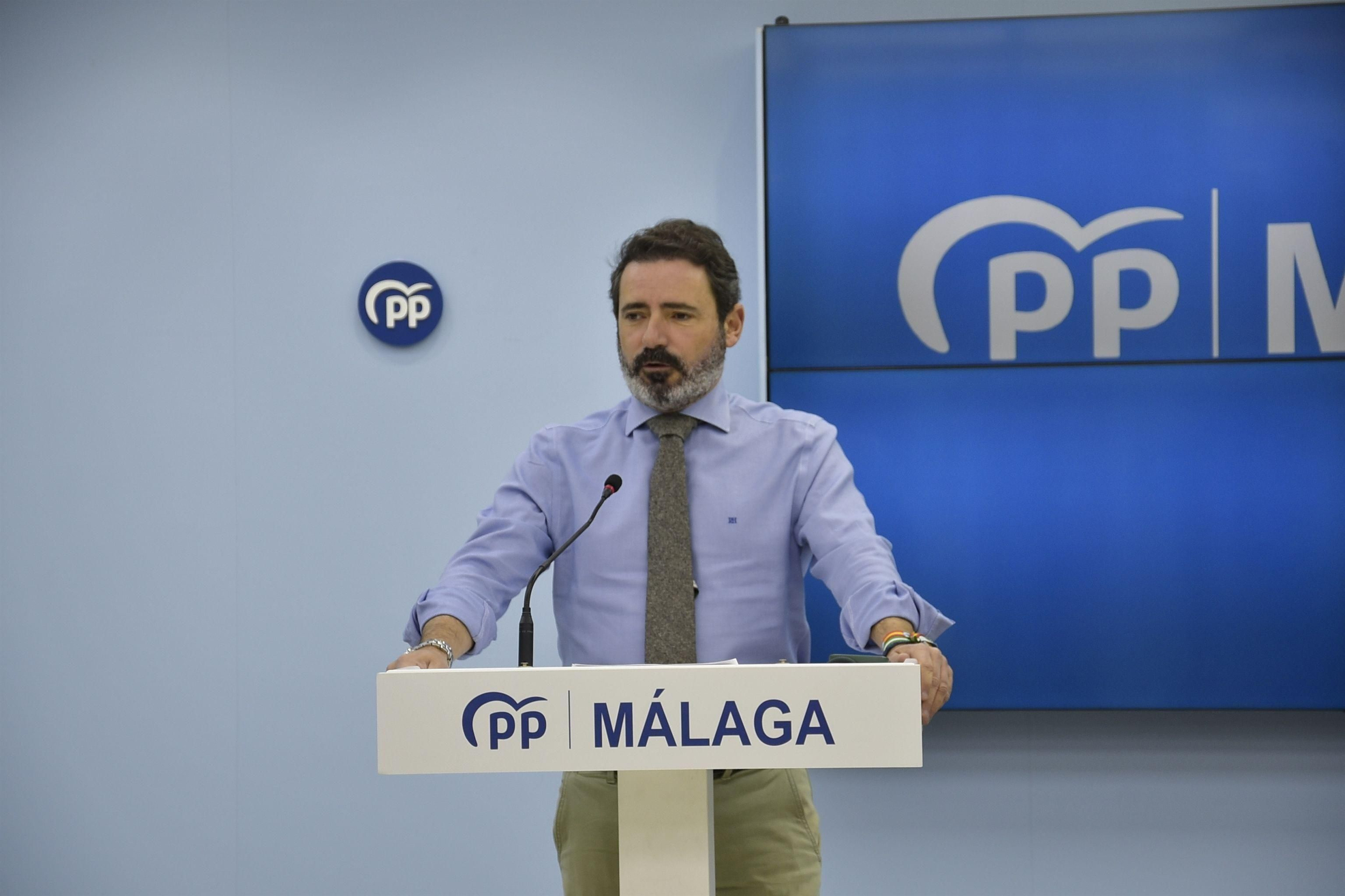 El PP de Málaga manda una 'carta de los reyes' a Montero para los presupuestos de 2026: están el tren litoral o el Auditorio