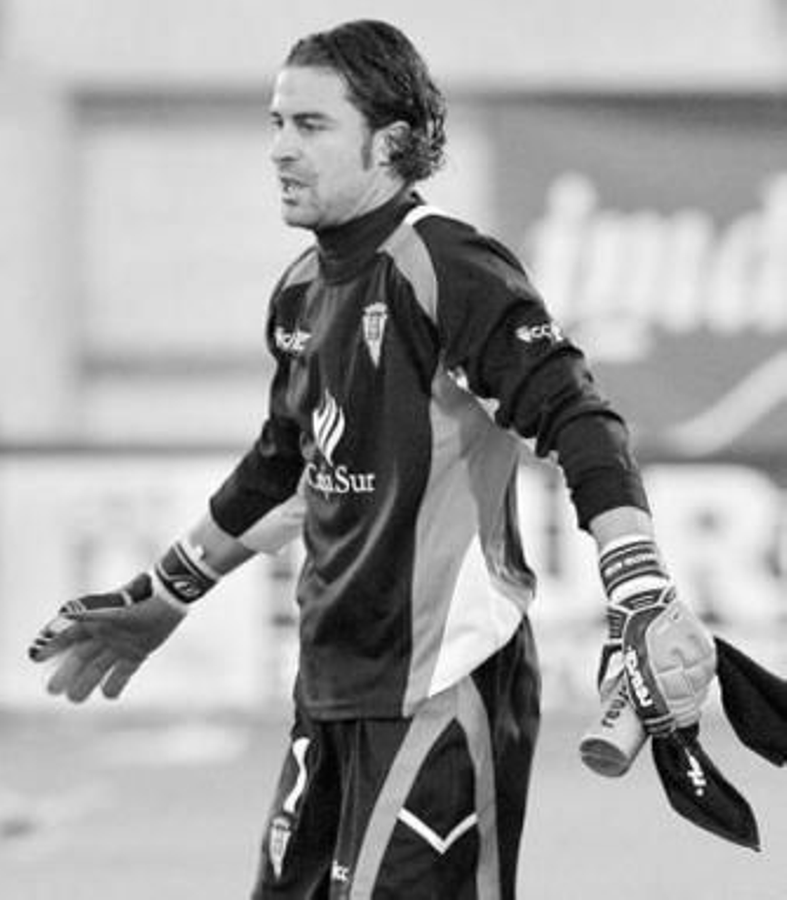 Moreno cae ante el contacto de Pablo Ruiz. El penalti significó el 1-0.