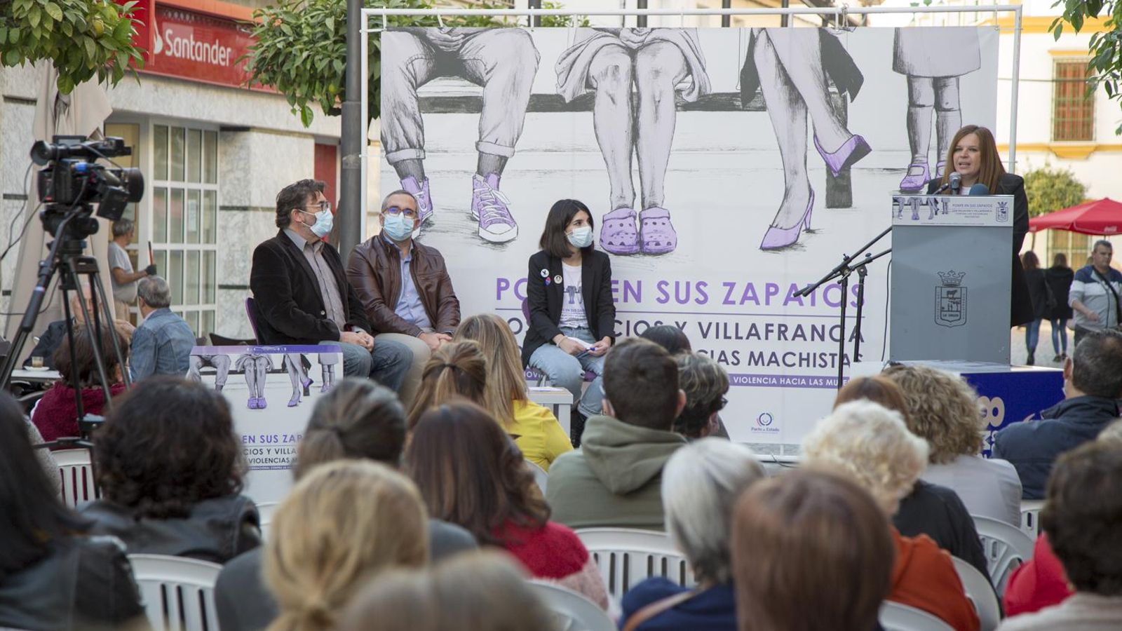La presentación de las jornadas 25 N en Los Palacios.