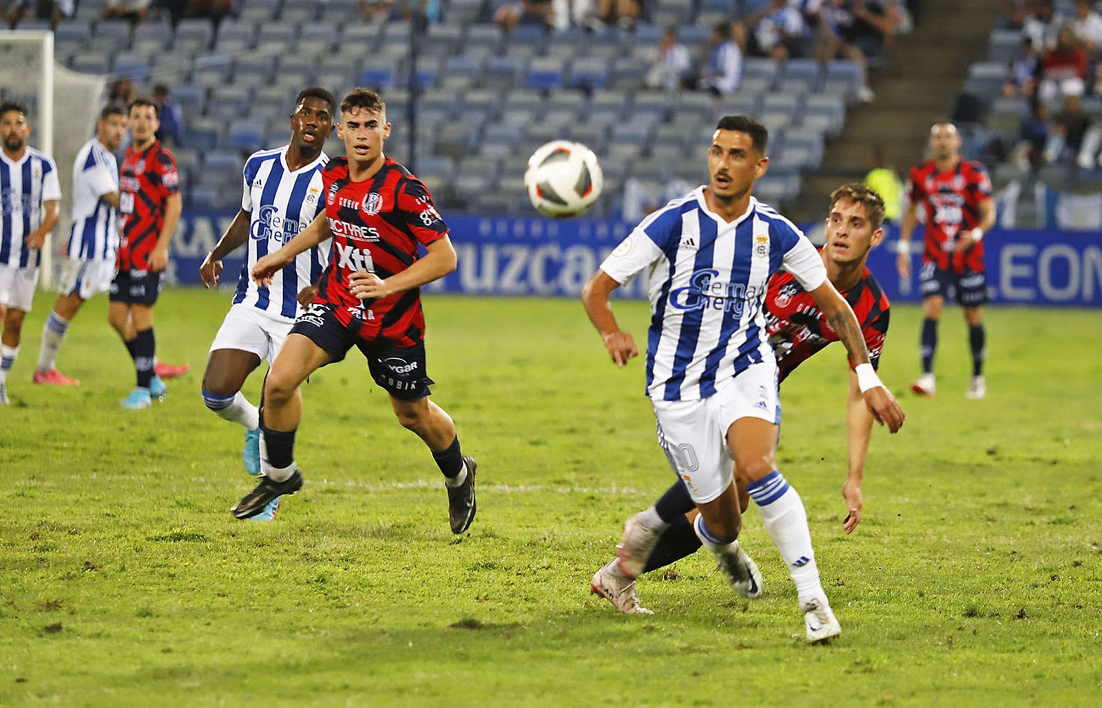 Imágenes del partido entre el Recreativo de Huelva y Yeclano