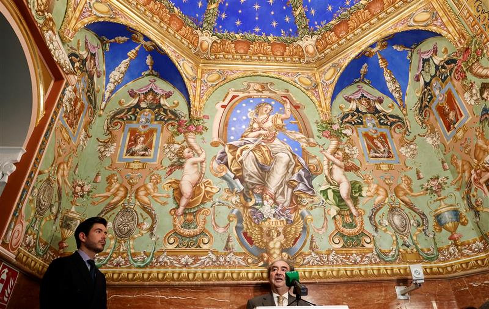 El antecamarín de la Macarena.