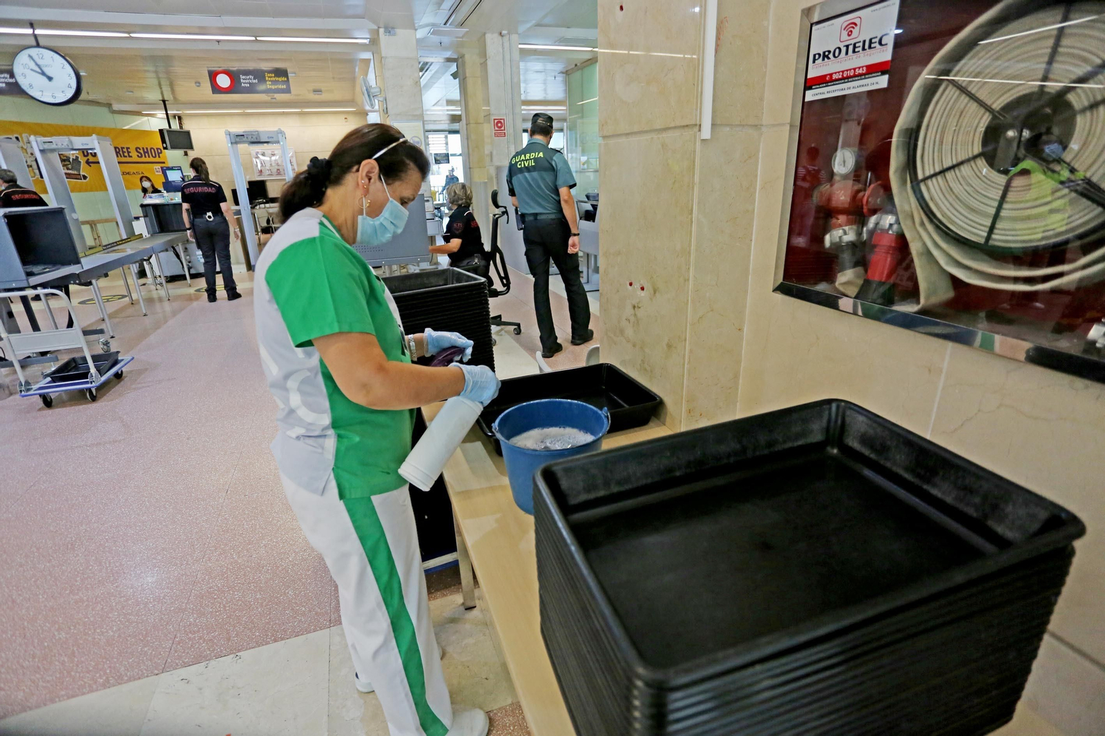 Controles sanitarios en el Aeropuerto de Jerez
