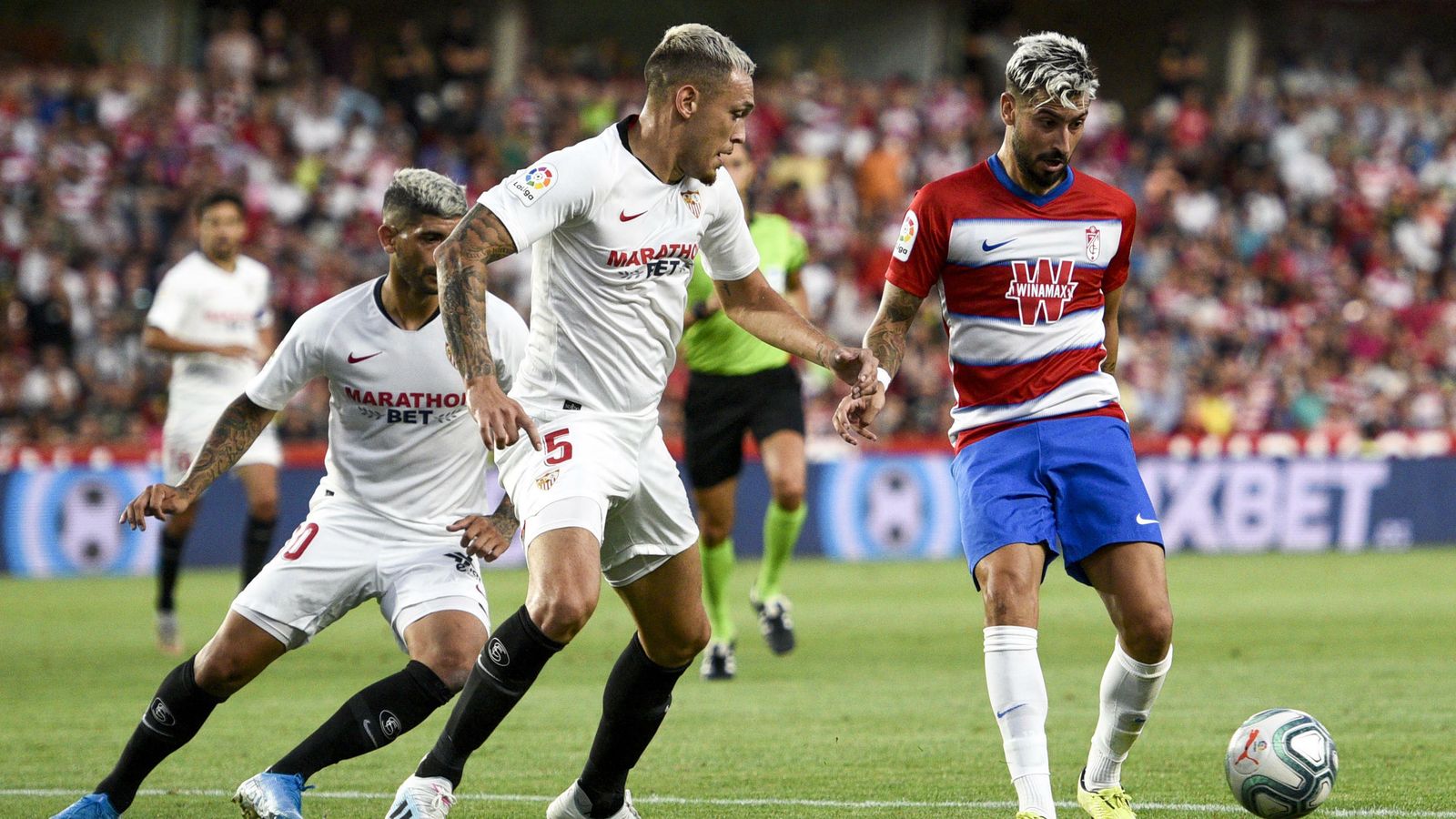 Vadillo, rodeado de rivales