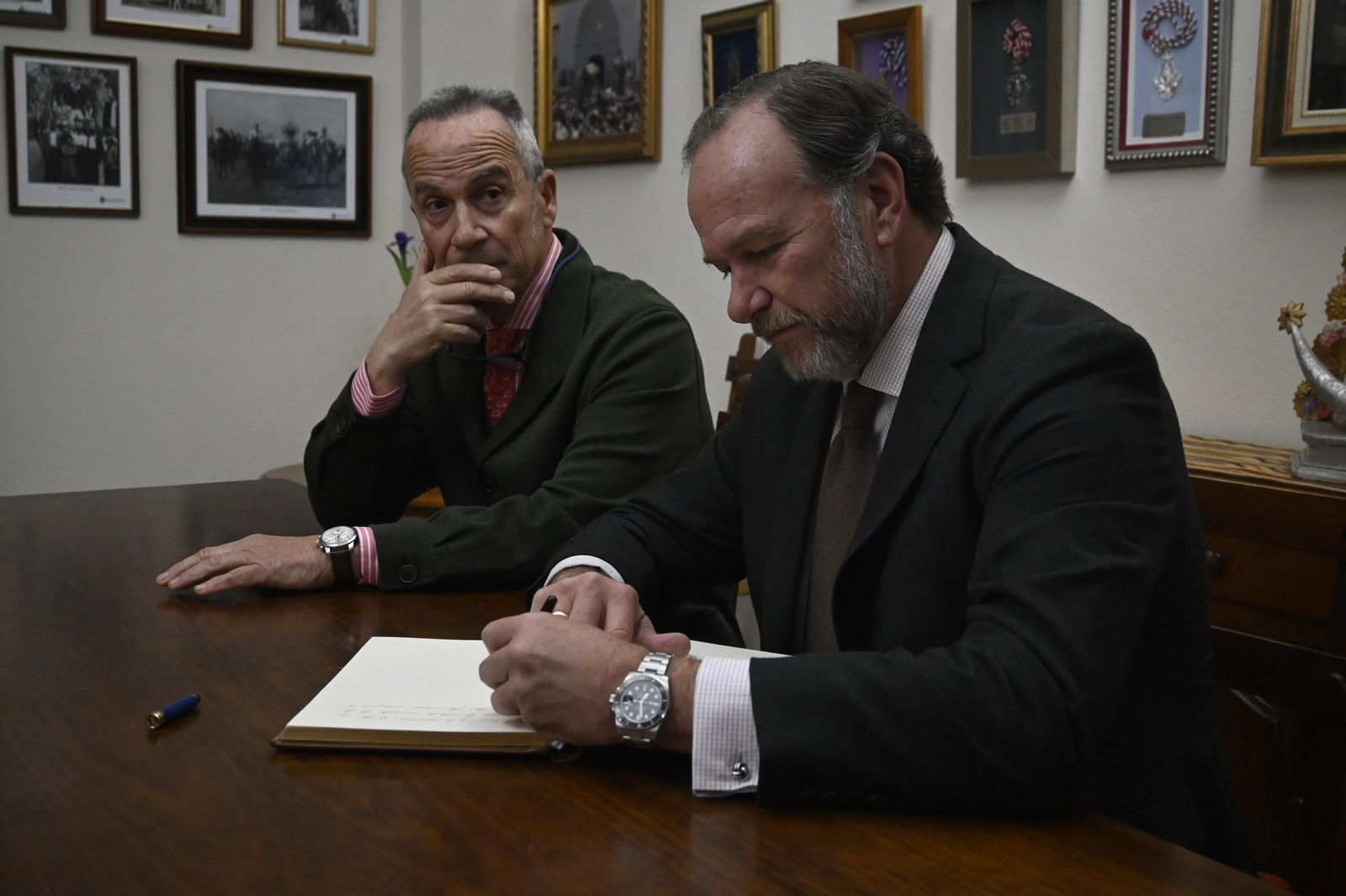 Presentación del Catálogo de la Exposición "Otorga lo Imposible" en imágenes