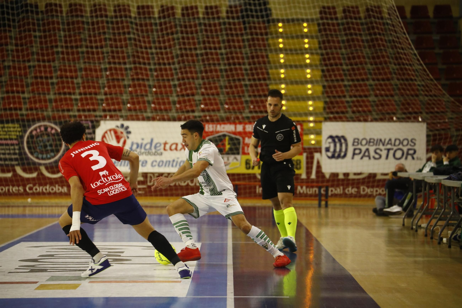 Las mejores fotos del Córdoba Futsal - Osasuna Magna en Vista Alegre