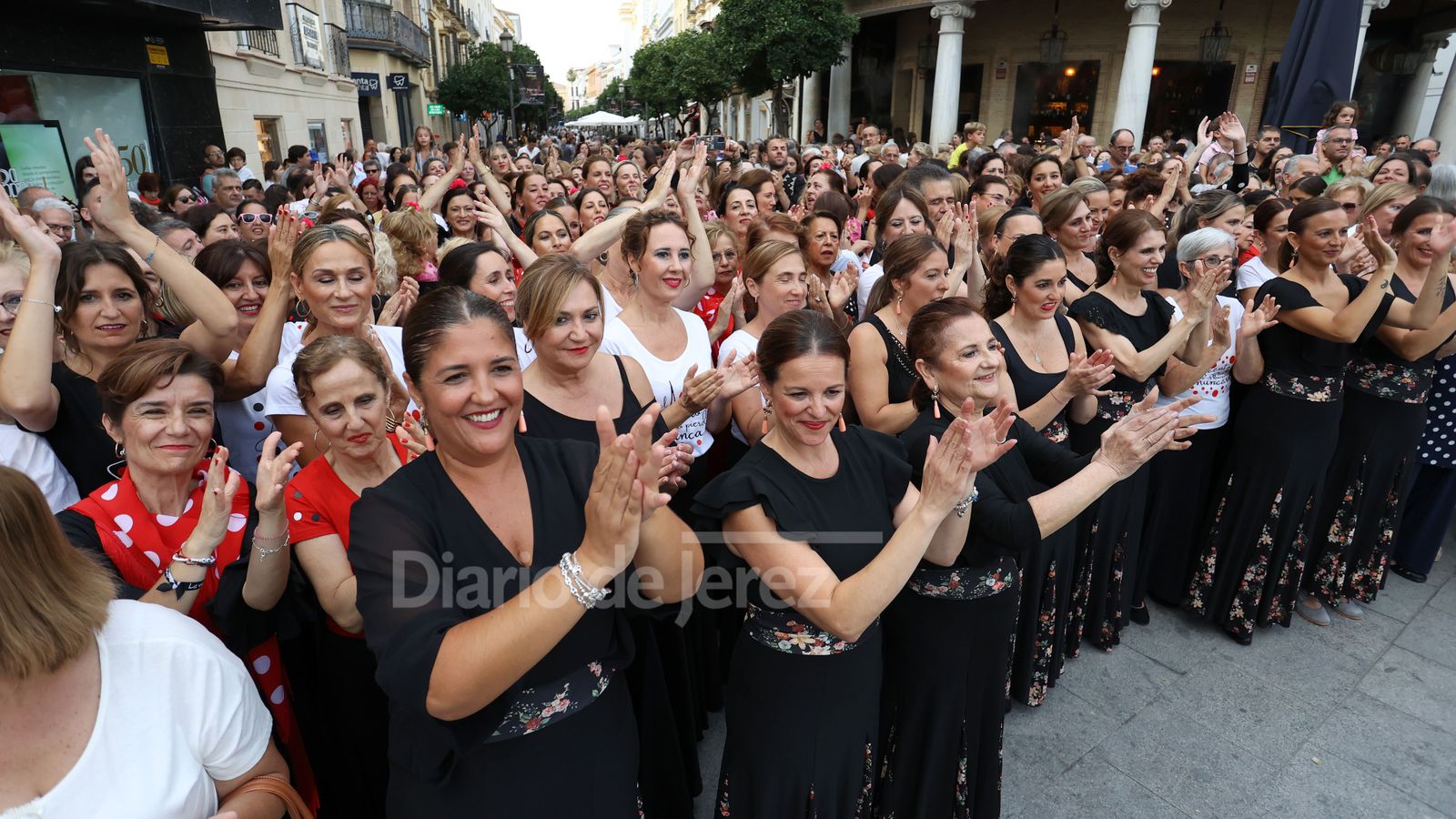Flashmob de la academia de baile de Fani Muñoz en Jerez