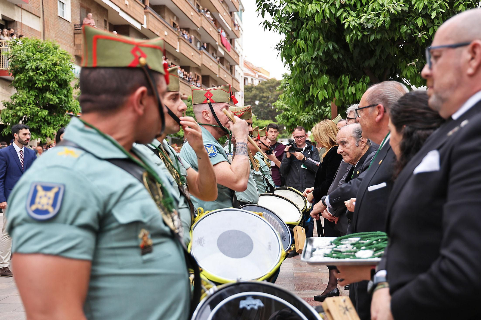 Las mejores imágenes del Sábado de Pasión en Huelva: La Legión con el Cristo de la Vera+Cruz