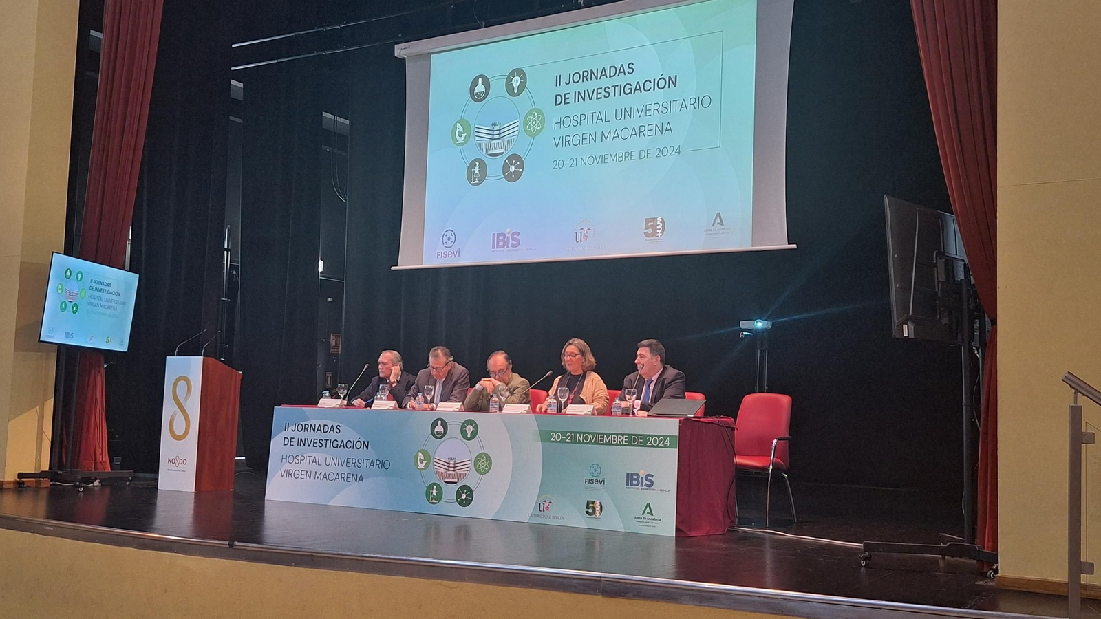 Acto de inauguración de las II Jornadas de Investigación del Hospital Virgen Macarena.