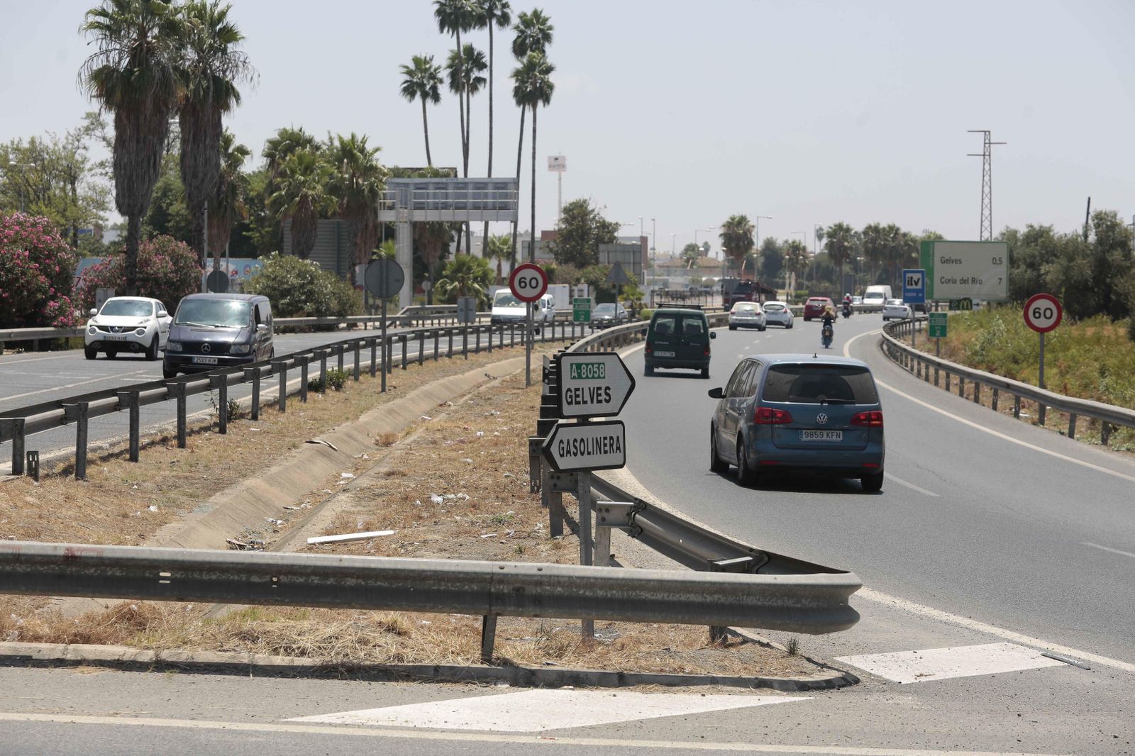 Una de las plataformas reservadas iría de Gelves (en la imagen) a San Juan y de ahí a Blas Infante