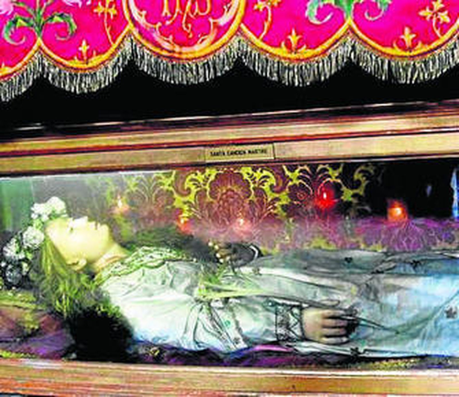 San Valentín y Santa Cándida,		 pareja de novios (I)