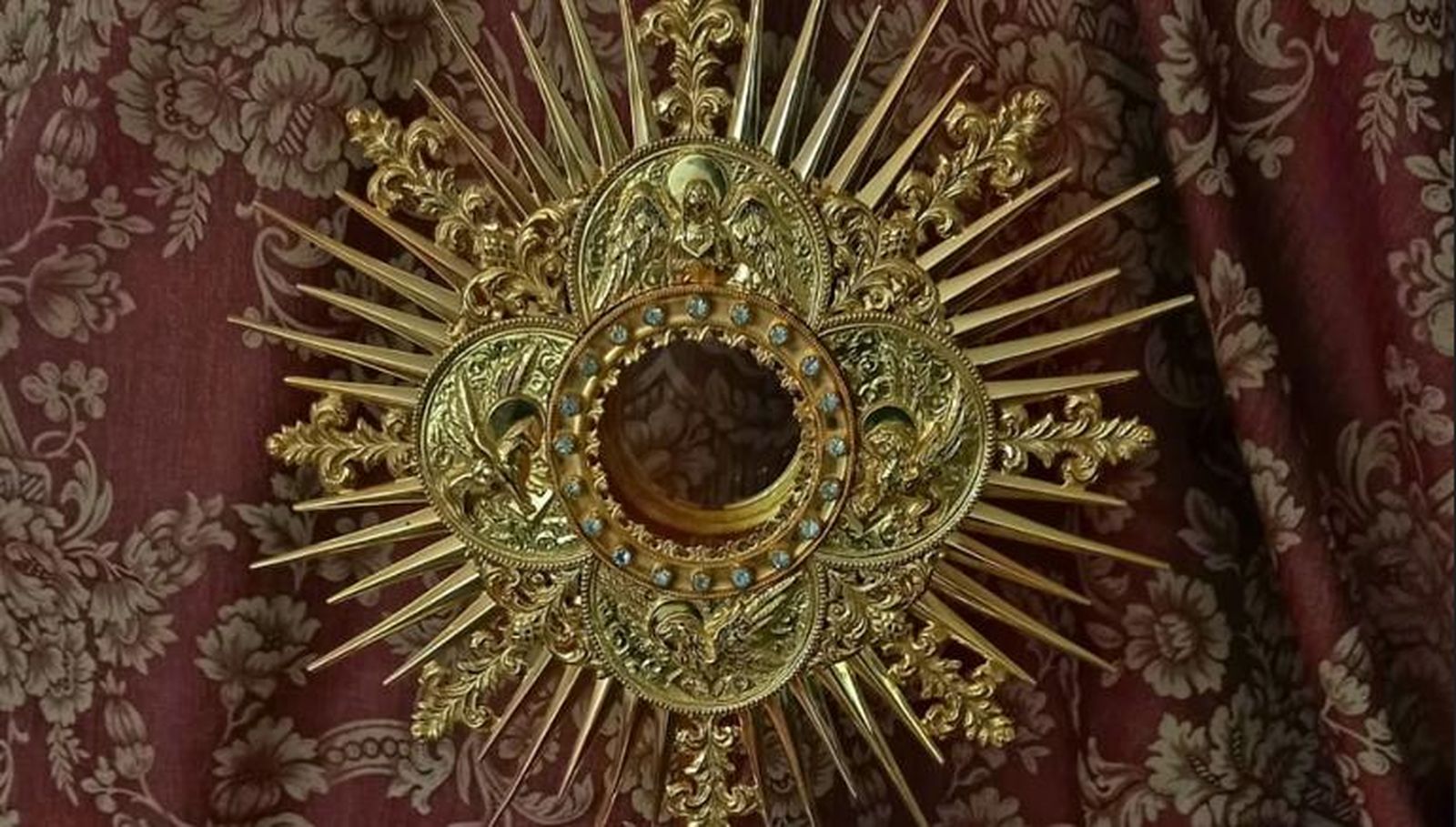 La custodia restaurada en estos últimos meses