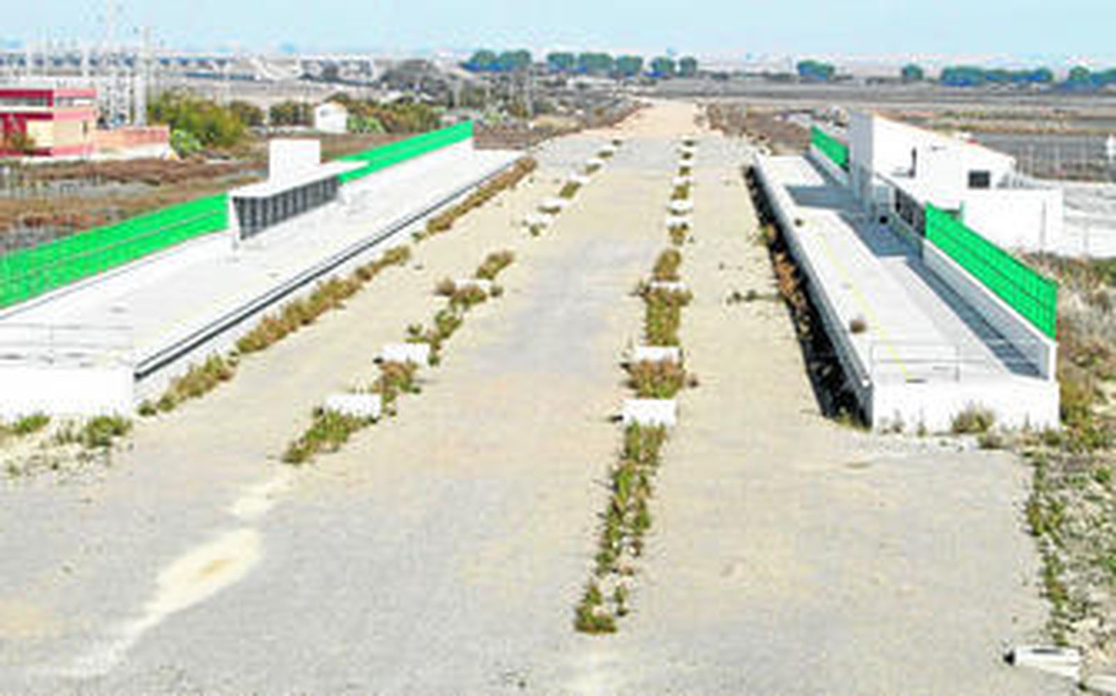 La estación "fantasma" de Las Cabezas en una imagen de este año.