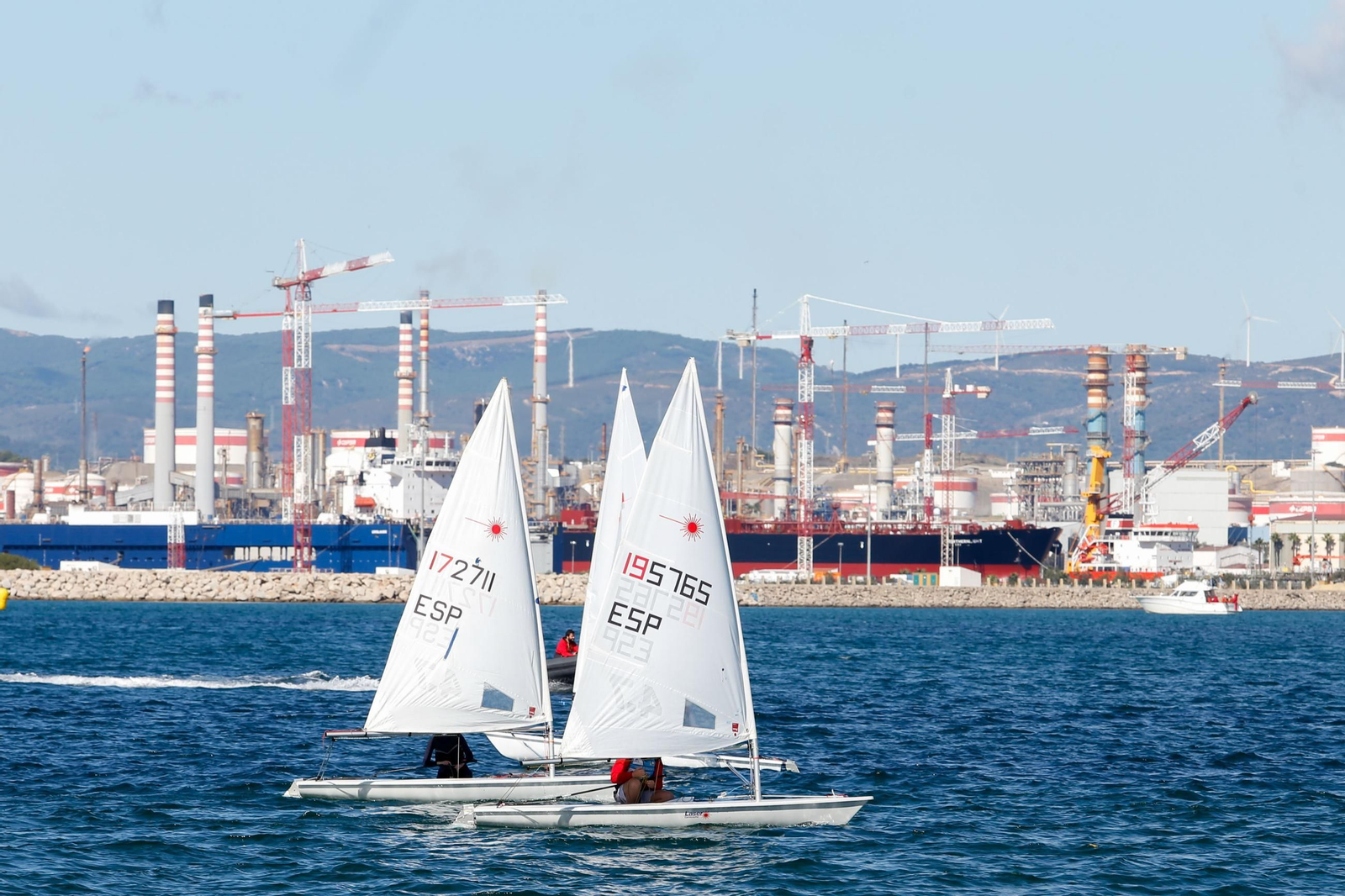 Las fotos de la Copa de Andalucía de vela de ILCA 4 e ILCA 6, en La Línea