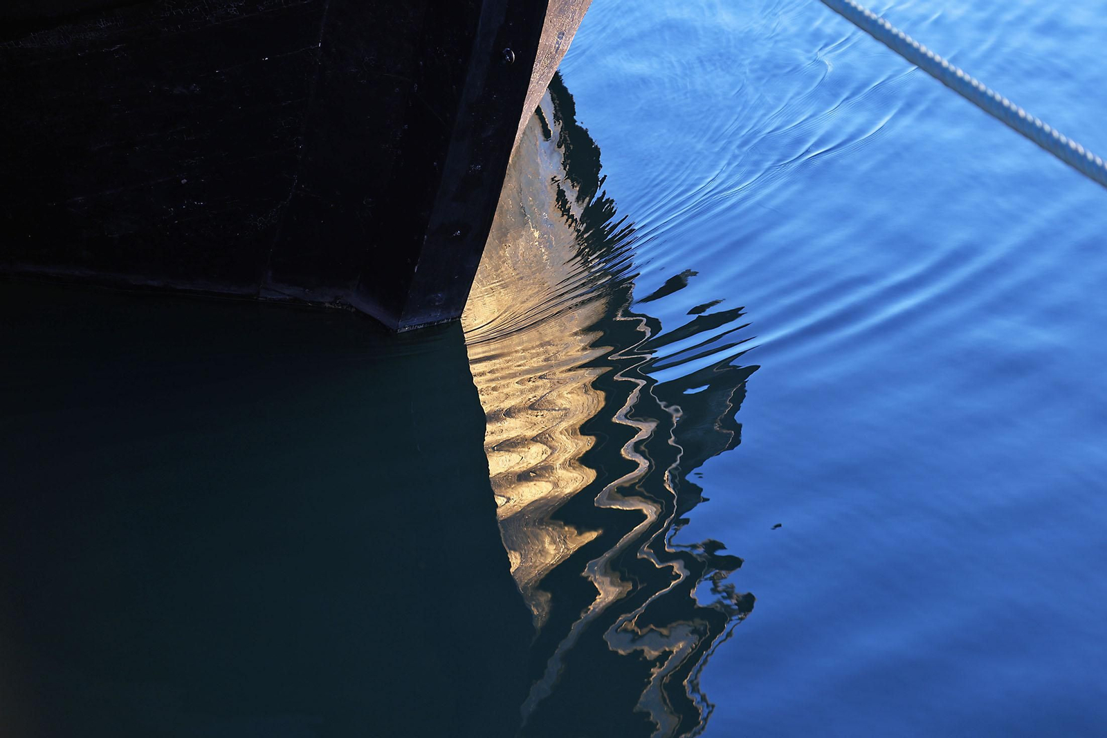 Imágenes de la Nao Victoria en el muelle de Levante