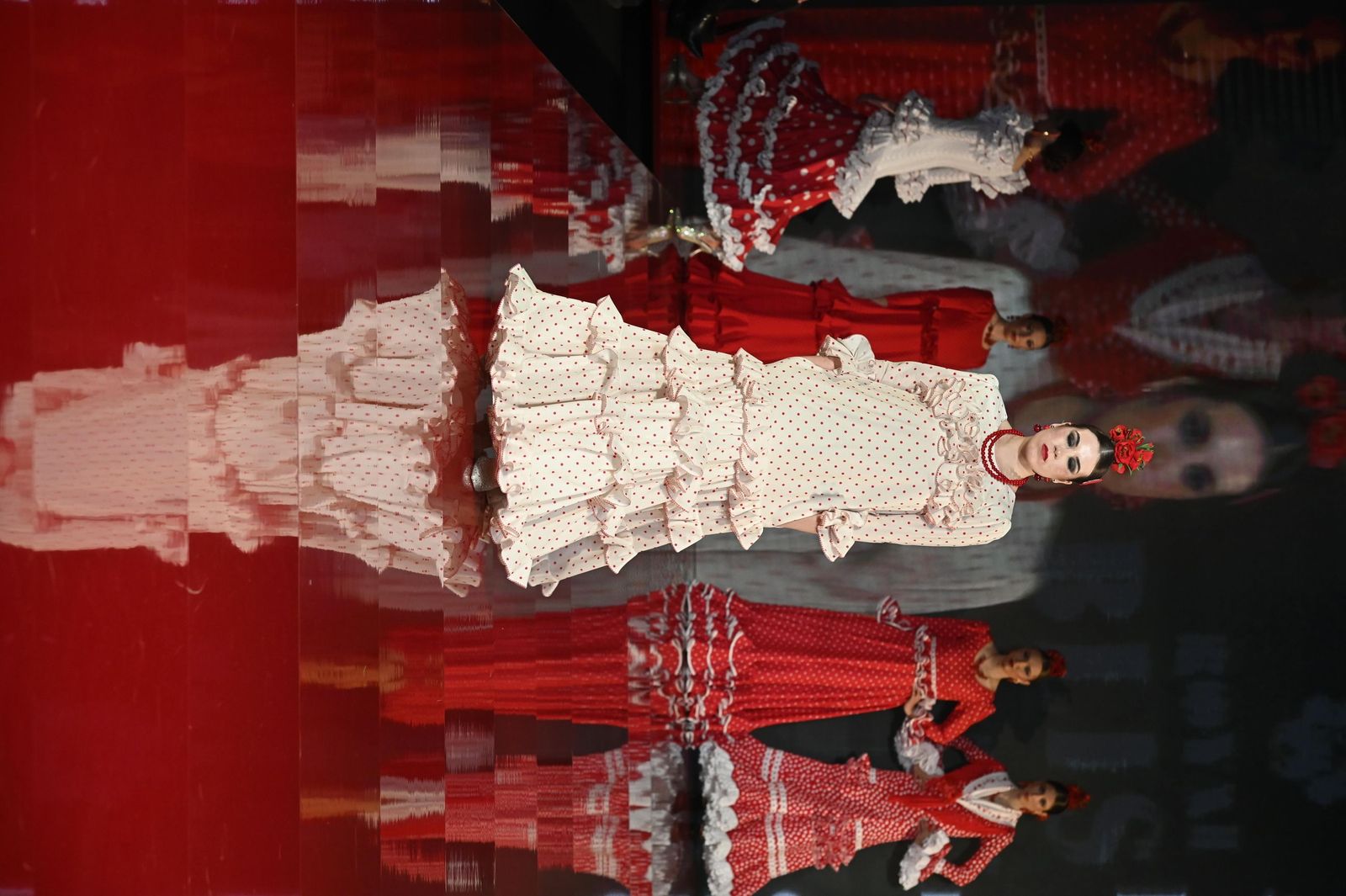 Huelva Flamenca 2026: Desfile de Raquel Muñoz