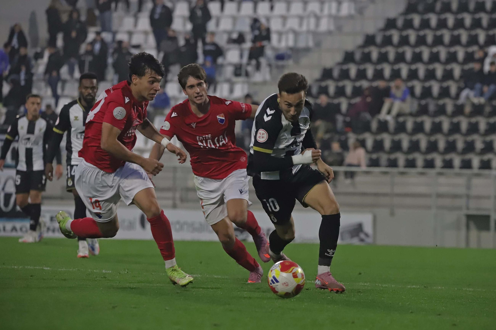 Las mejores fotos del Balona - Dos Hermanas de Tercera Federación
