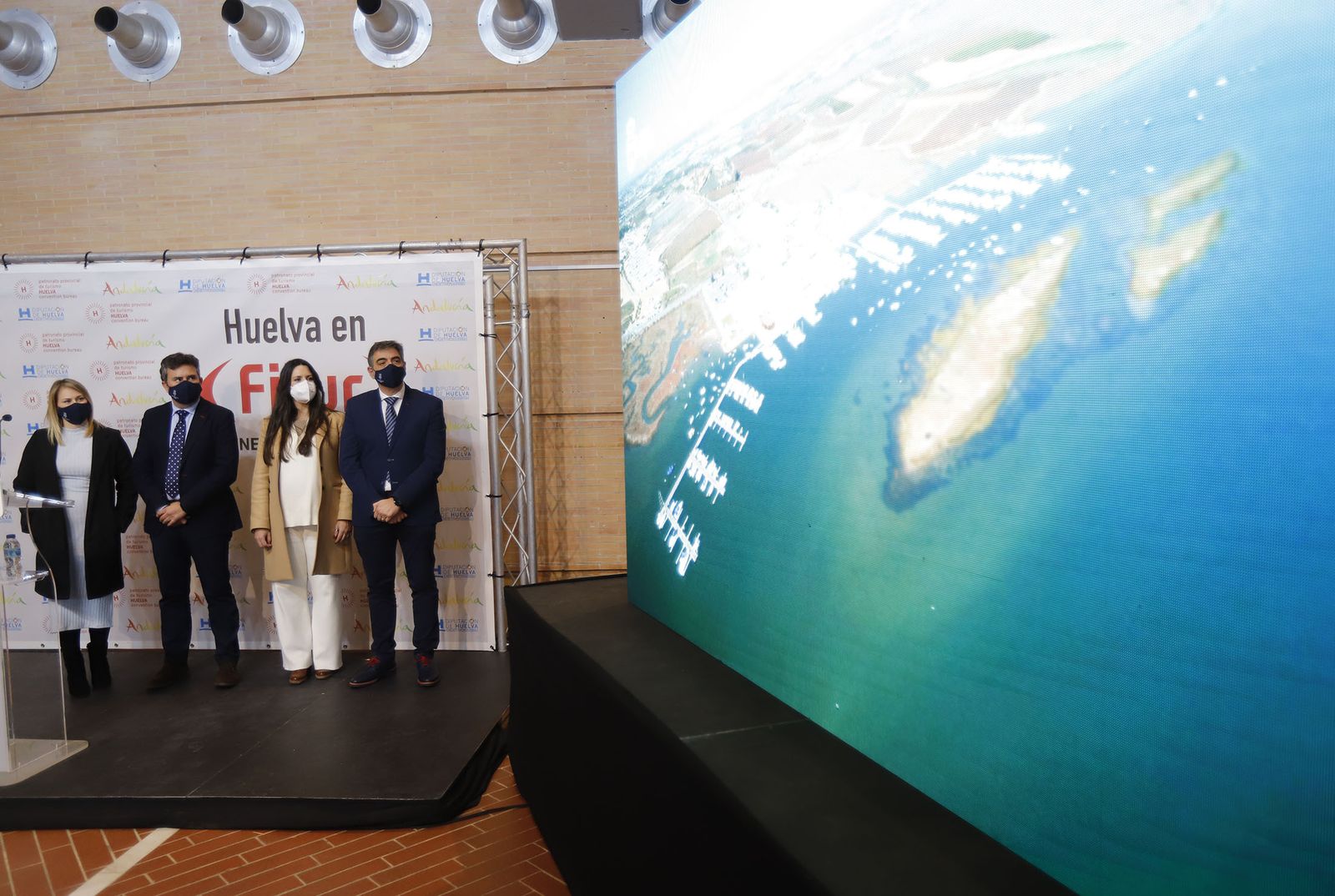 Imágenes de la presentación "Huelva en Fitur" en el foro Iberoamericano de la Rábida