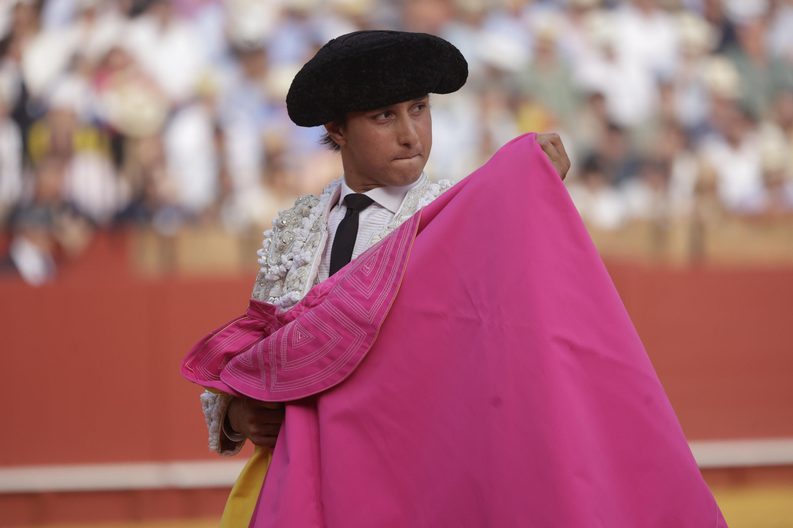 Las imágenes del la corrida del Domingo de Resurrección en la Maestranza de Sevilla